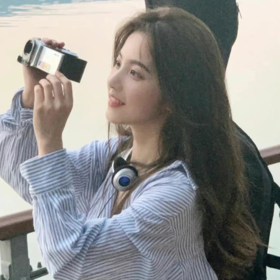 卿卿婉婉枕上时