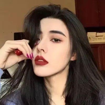 穿成极品婆婆，携家逃荒靠系统赢麻了